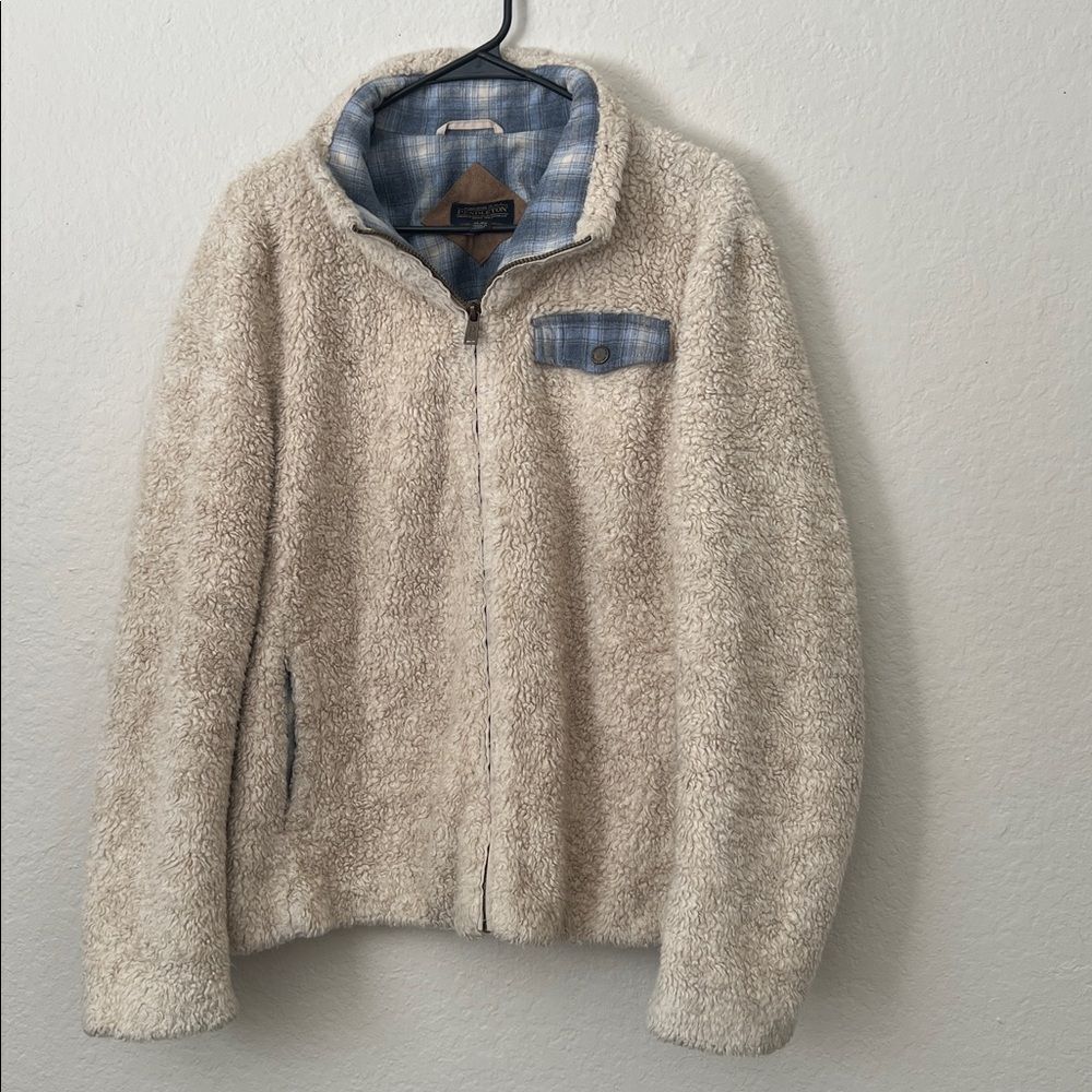 Pendleton Women's Woolen Mills Sherpa Full Zip Jacket in Size XL